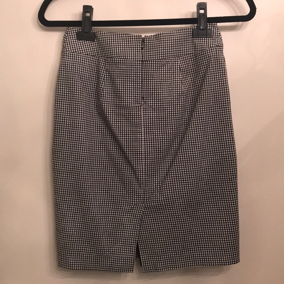 Bebe gingham skirt - Picture 3 of 3